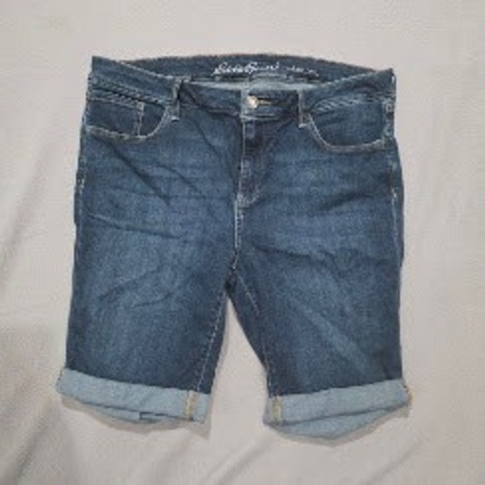 Eddie Bauer Slightly Curvy Denim Shorts Dark Wash Cuffed Bermuda Womens 16 Blue